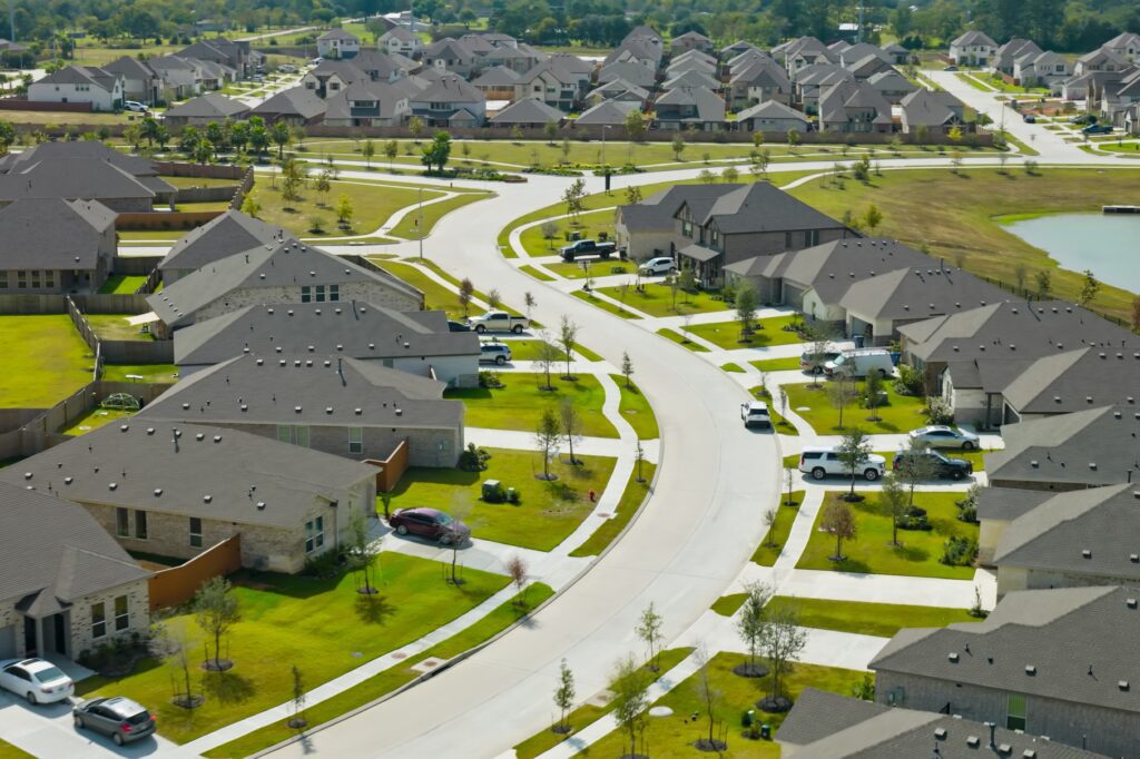 Houses in a planned community layout